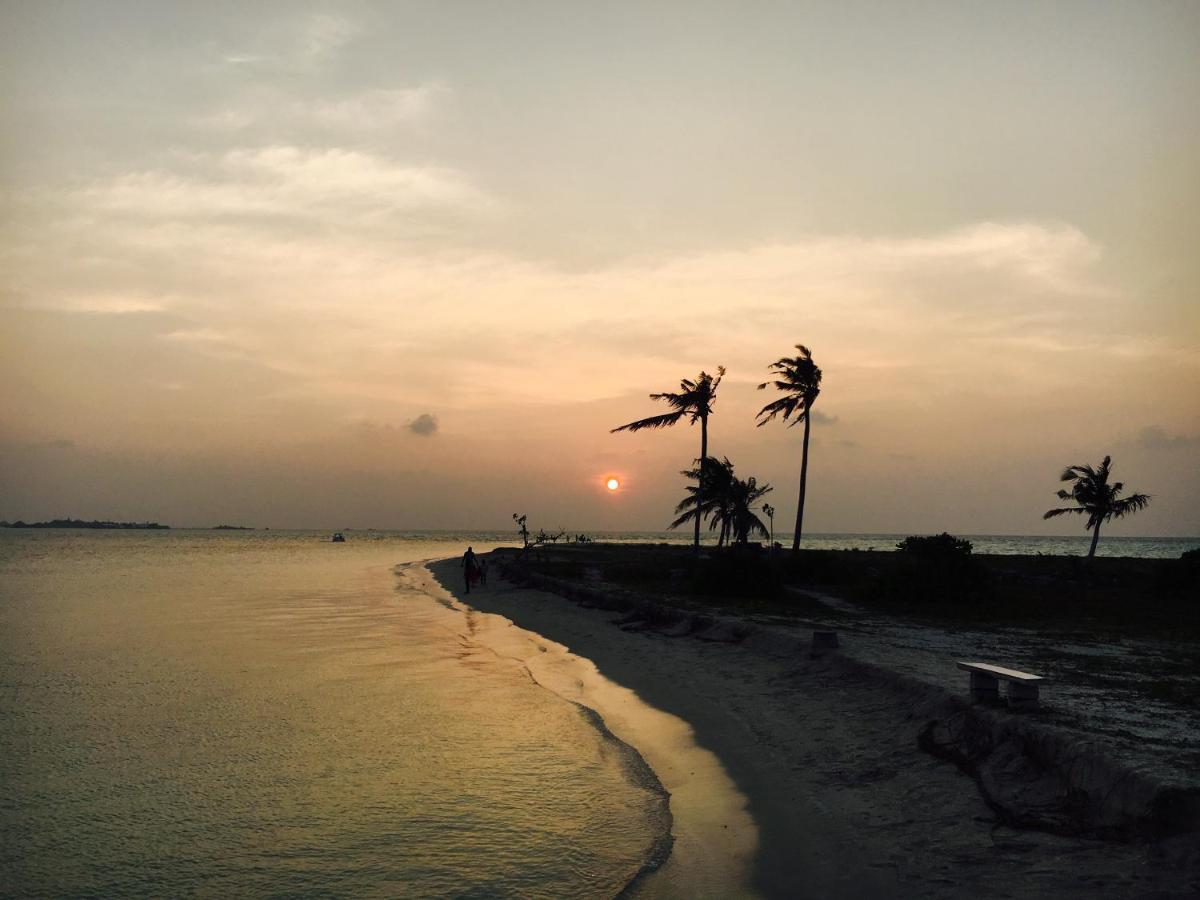Midsummer Thulusdhoo Kültér fotó