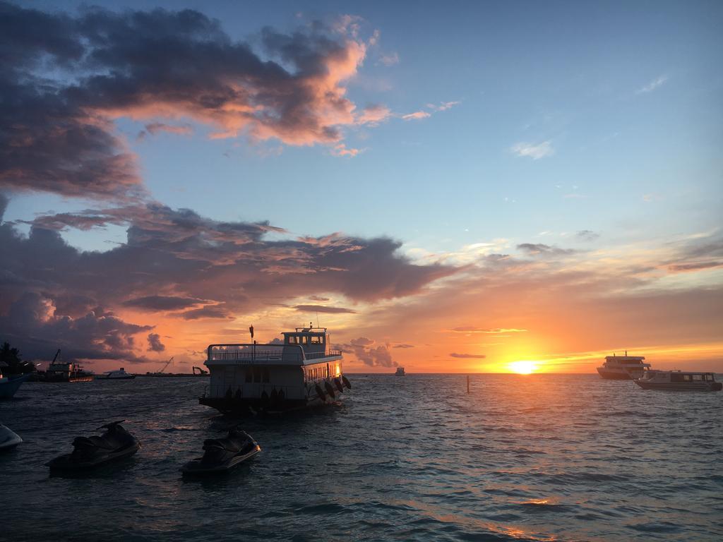 Midsummer Thulusdhoo Kültér fotó